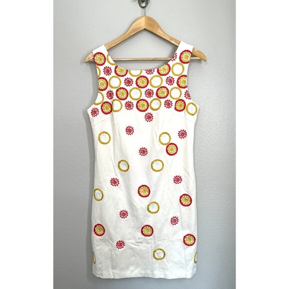 Trina Turk Sleeveless White Mini Dress Size 6 Embroidered Flowers Circles 60's‎ - Picture 1 of 13